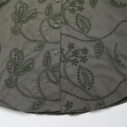 Simple and versatile loose embroidered shirt for women | MuddyStock Originals MuddyStock