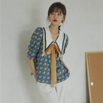 Blue short sleeve top MuddyStock